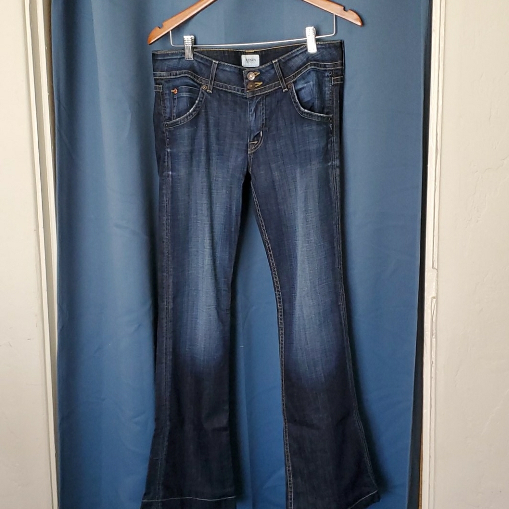 Hudson Signature Jeans
